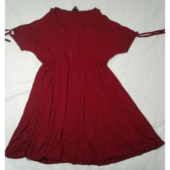 torrid Dresses & Skirts - Torrid Women's burgundy Dress plus size 1